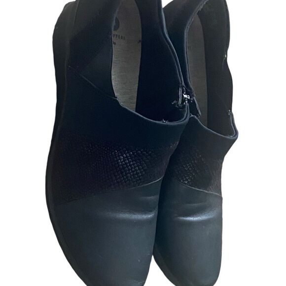 CLARKS CLOUDSTEPPERS Sillian Paz BLACK LOAFERS SLIP ONS WALKING  SZ 9 - Picture 7 of 9